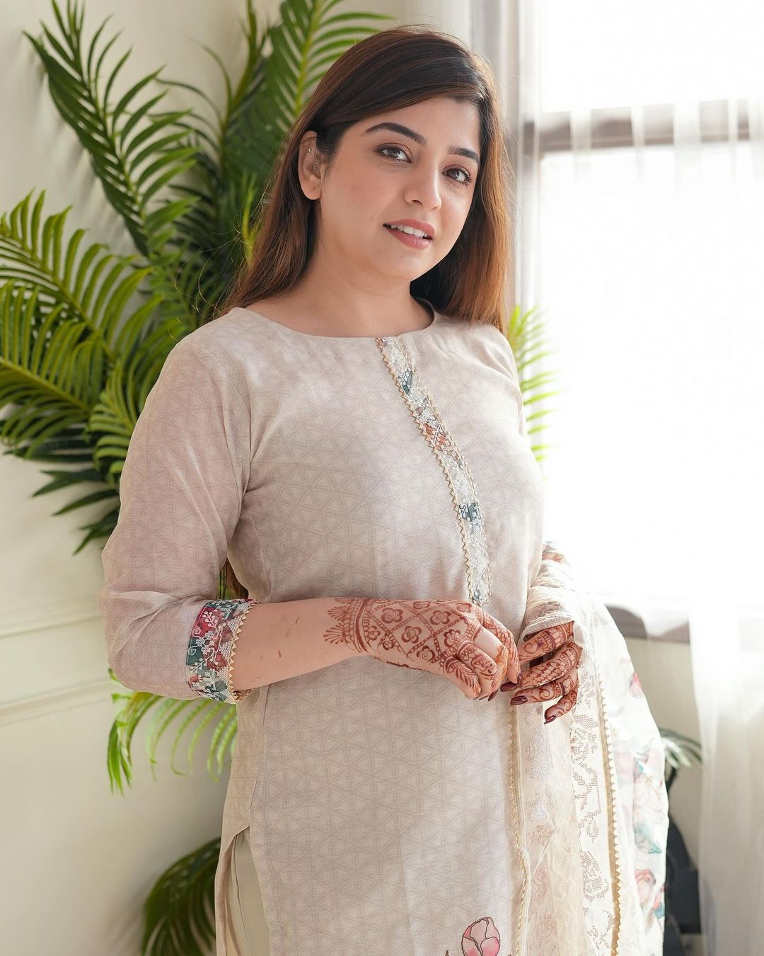 Premium Party Wear Cotton Lilan Embroidered Kurti Set with Organza Dupatta – 3 Piece