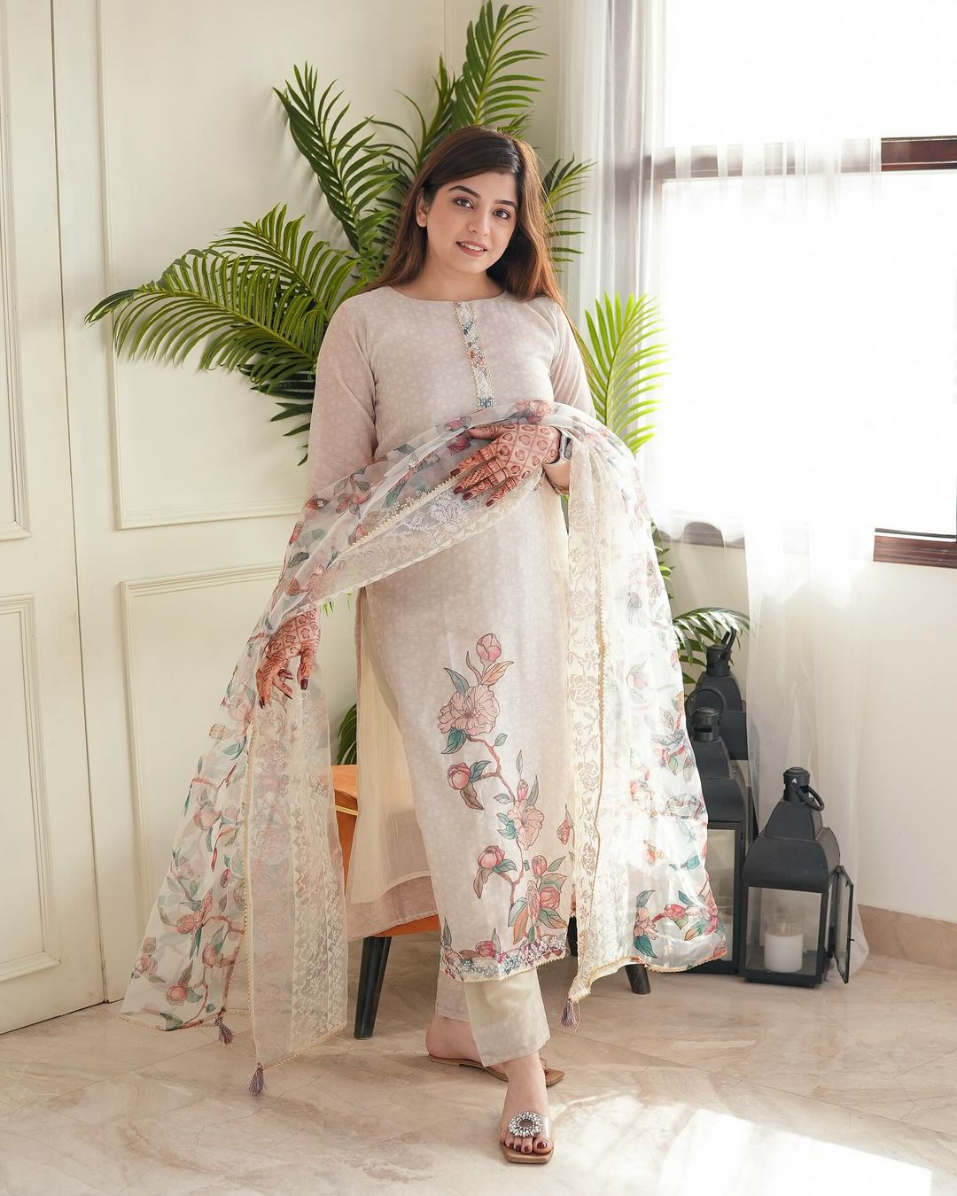 Premium Party Wear Cotton Lilan Embroidered Kurti Set with Organza Dupatta – 3 Piece