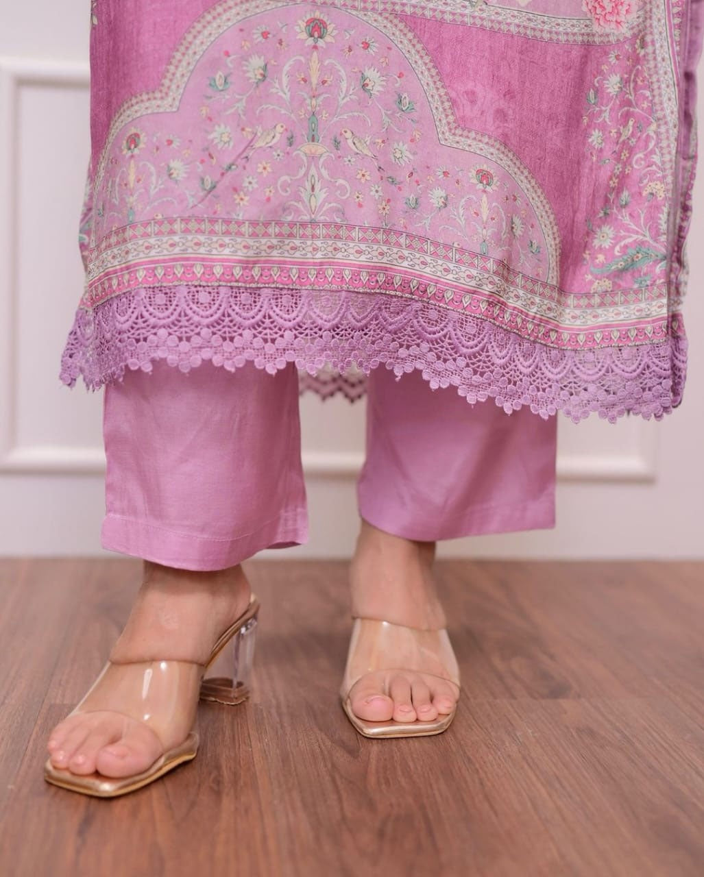 Lilac Muslin Suit with Digital Print & Hand Embroidery – Kurti, Pant & Dupatta Set