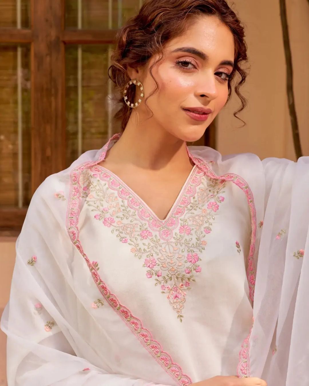 New Design for Festive Pure Chandaria Fabric Embroidery Sequence Neck Work Kurta With Pant & Dupatta Set