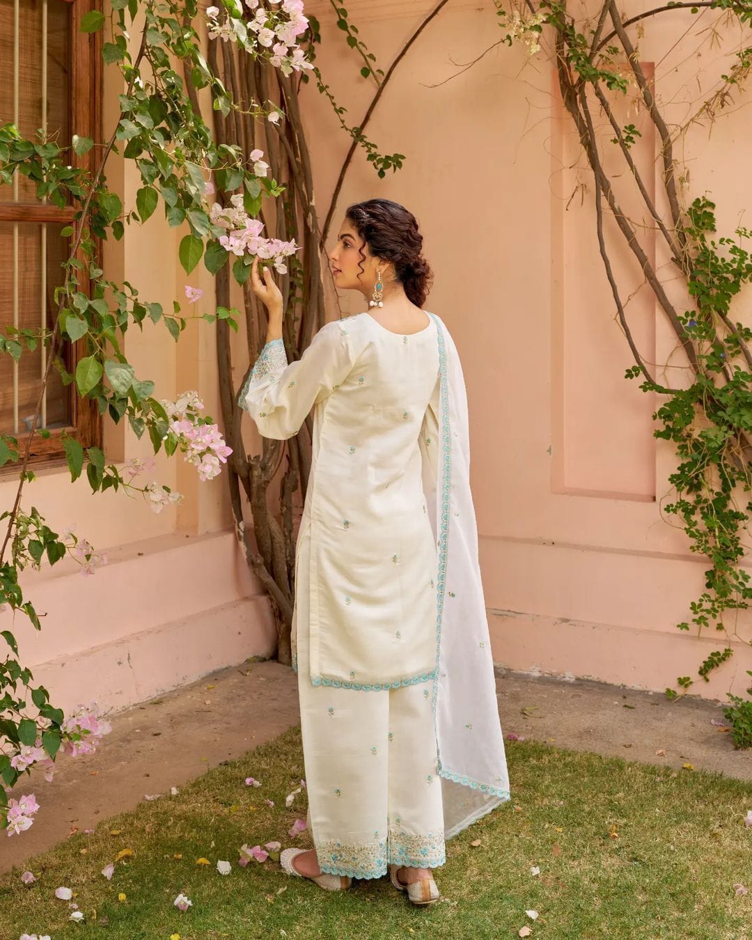 New Design for Festive Pure Chandaria Fabric Embroidery Sequence Neck Work Kurta With Pant & Dupatta Set