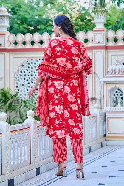 Elegant Rayon Kurti Set with Malmal Dupatta