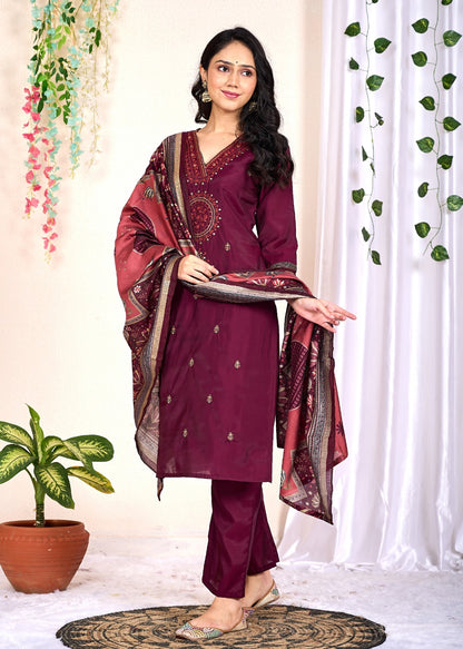 Luxurious Silk Kurti Set with Digital Printed Dupatta