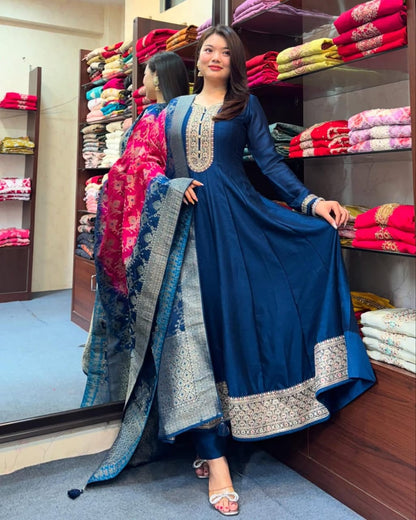 Jashn-E-Noor Banana Silk Anarkali Flared Kurti Pant Dupatta Set with Golden Zari Work