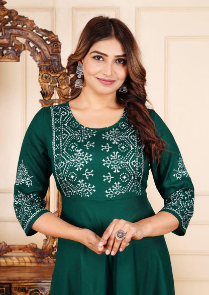 Elegant Hand Block Rayon Kurti – Comfortable Everyday Wear